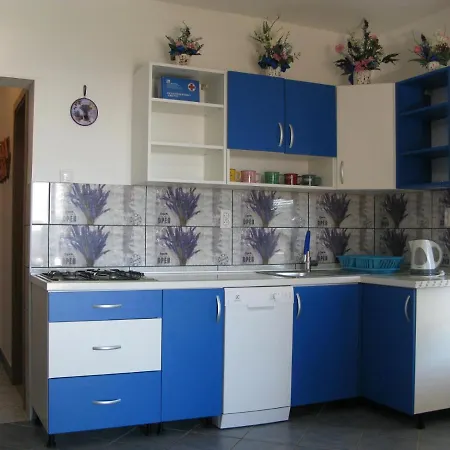 Appartamento In With Sea View, Loggia, Air Conditioning, W-lan 4229-5 Lopar