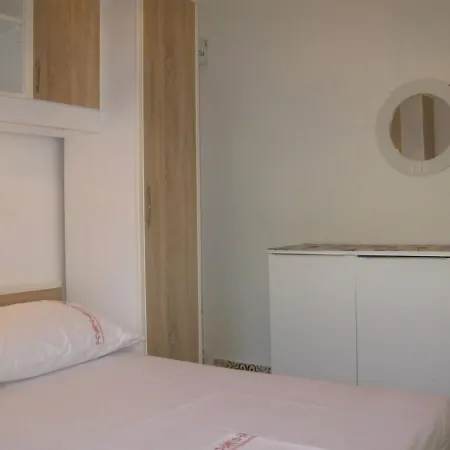 Апартаменты In With Sea View, Loggia, Air Conditioning, W-lan 4229-5 Лопар