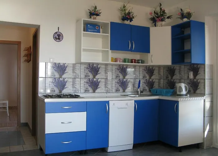 Daire In With Sea View, Loggia, Air Conditioning, W-lan 4229-5 Lopar